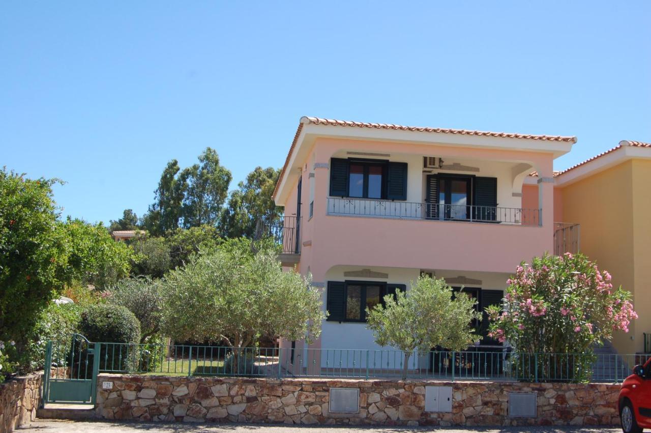 Apartamento Via Costantino Budoni Exterior foto