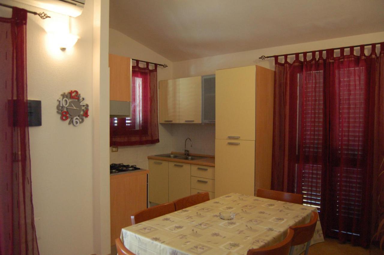 Apartamento Via Costantino Budoni Exterior foto