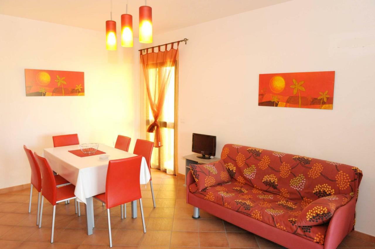 Apartamento Via Costantino Budoni Exterior foto