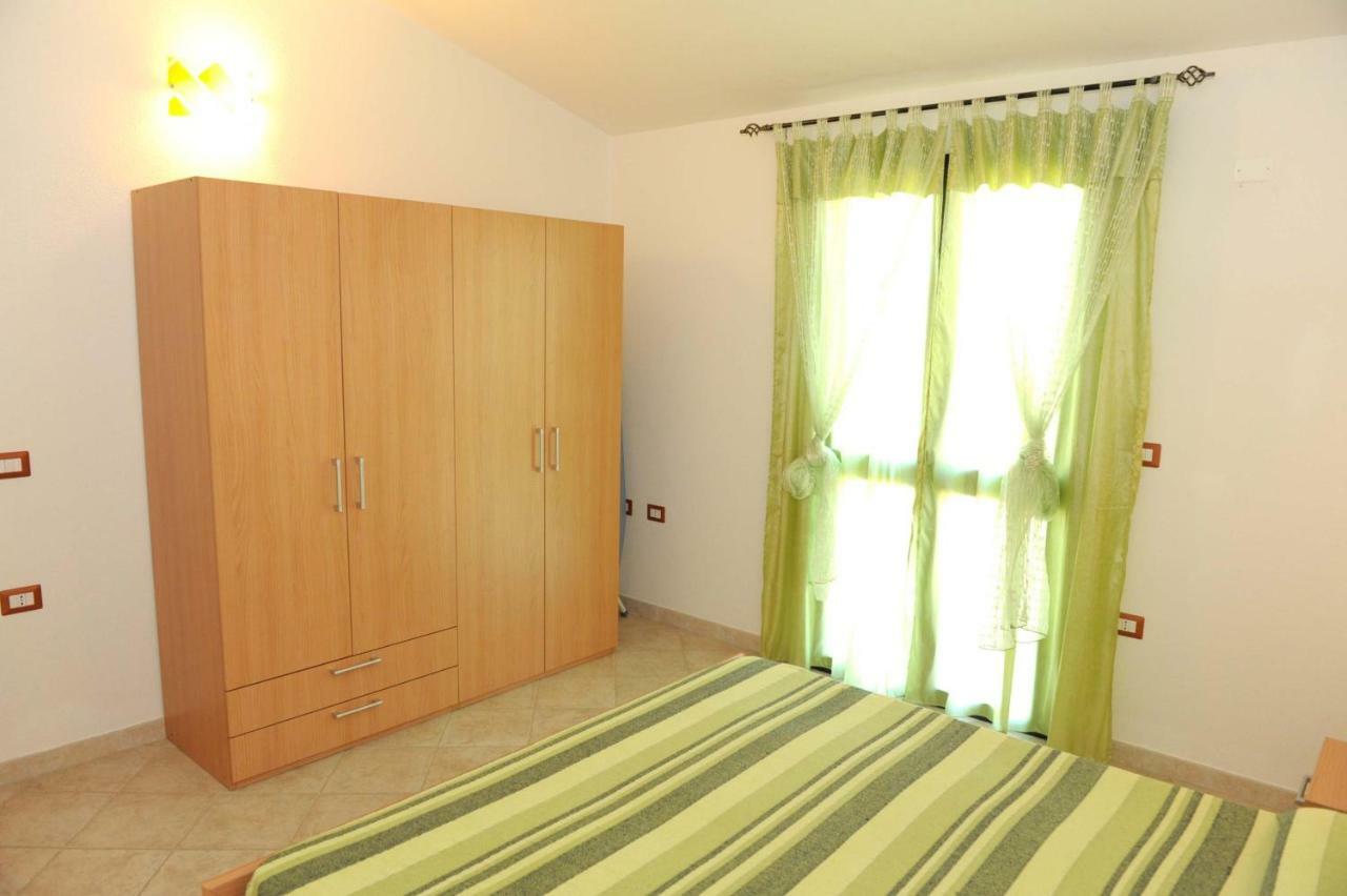 Apartamento Via Costantino Budoni Exterior foto
